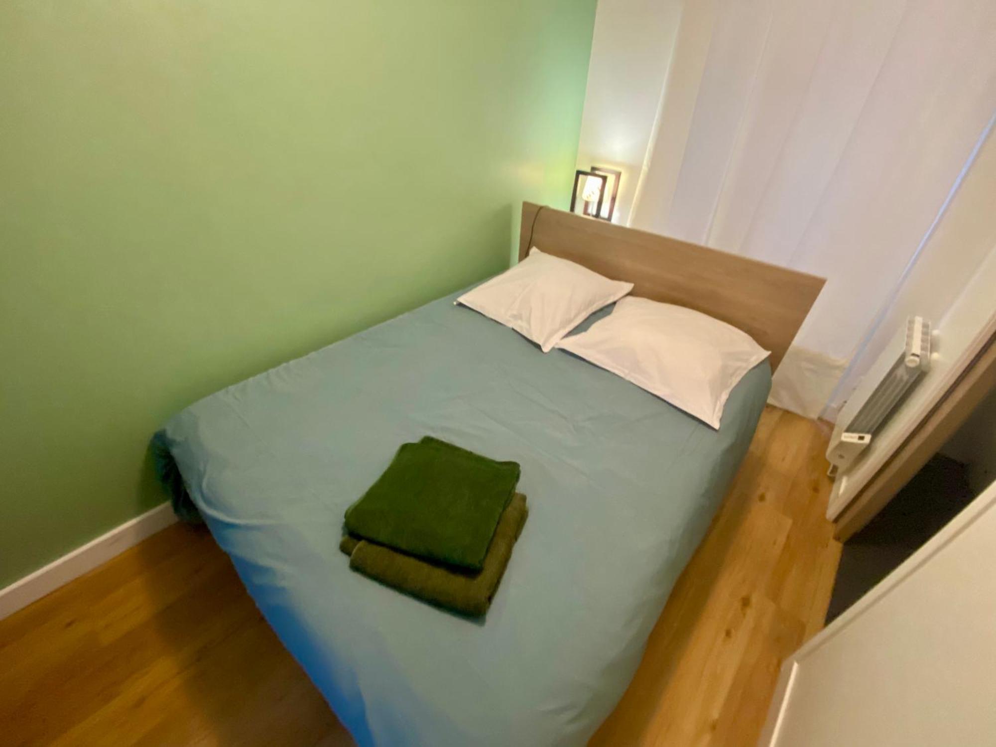 Appartement Entre Plage De L'Ecluse Et Place Du Marche Dinard Bagian luar foto